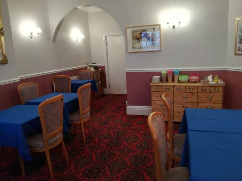 Hotel The Berwick - Over 40's Only