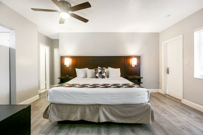 Oceanside Boutique Hotel - Hollywood