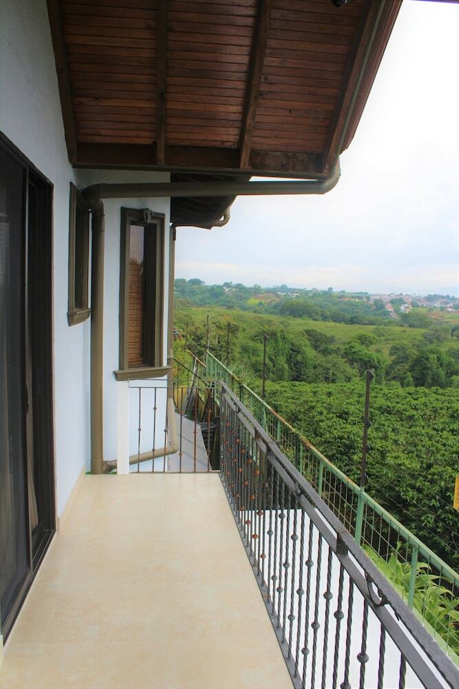 Bed & Breakfast Ruta Verde House