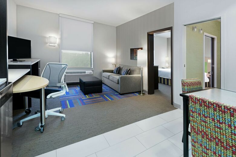 Hotel Home2 Suites By Hilton Austin Airport