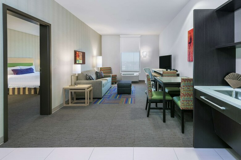 Hotel Home2 Suites By Hilton Austin Airport