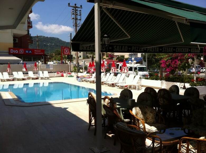 Hotel Oasis Otel