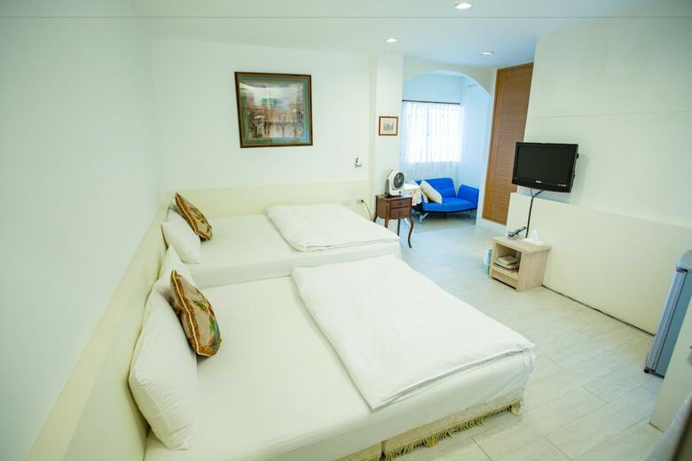 Dong Shan He B&B