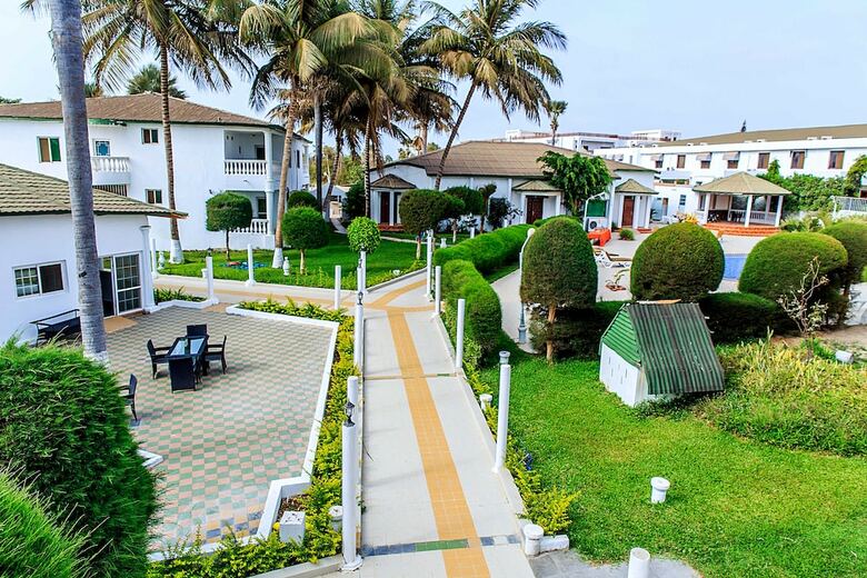 Paradise Suites Hotel