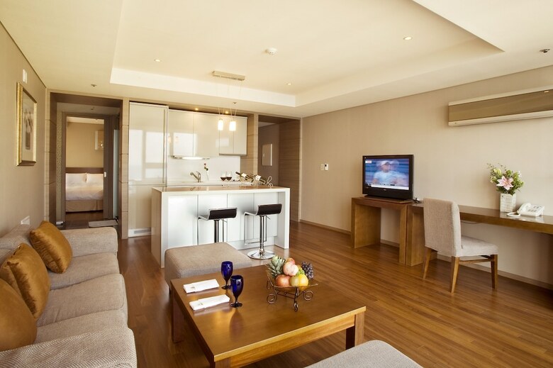 Kolon Seacloud Hotel
