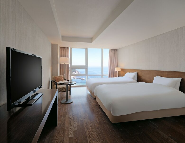 Kolon Seacloud Hotel