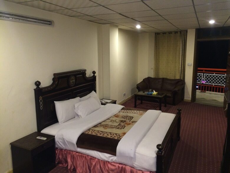 Hotel Move-n-pick