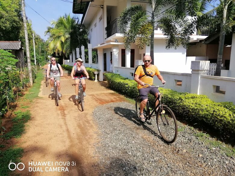 Hotel Rajarata Lodge