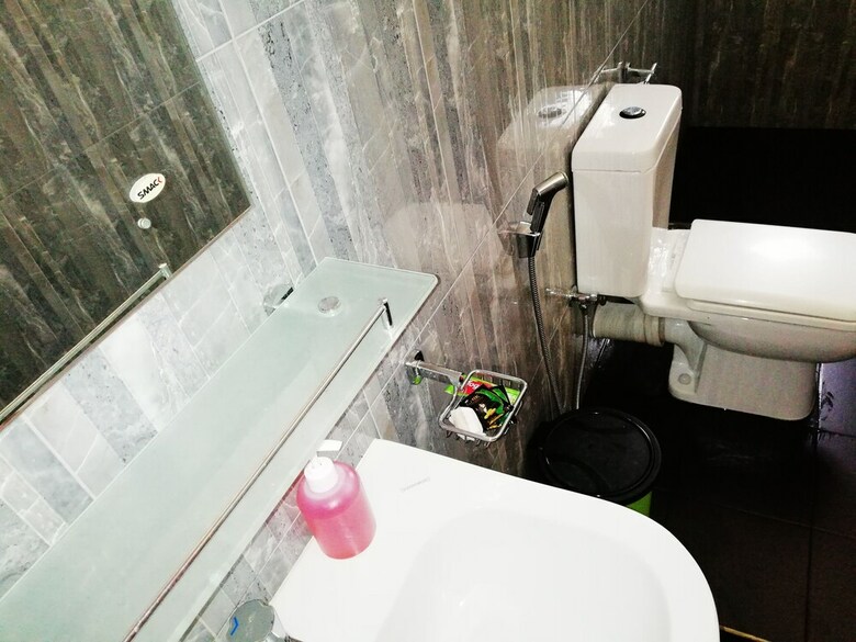 Hotel Rajarata Lodge