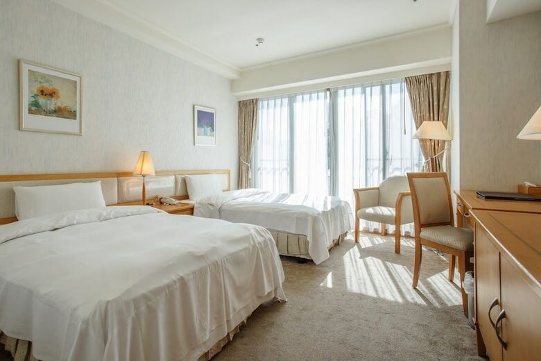 The Koos Hotel