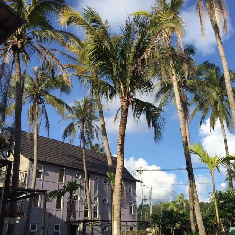 Coco Valley Hotel & Restaurant