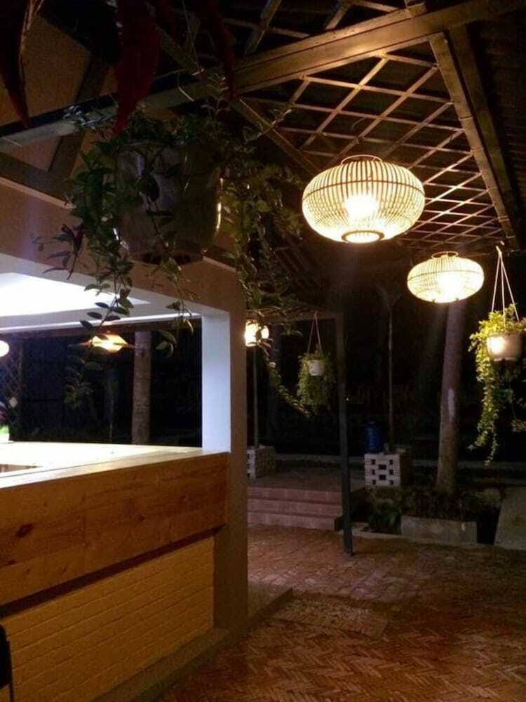 Coco Valley Hotel & Restaurant