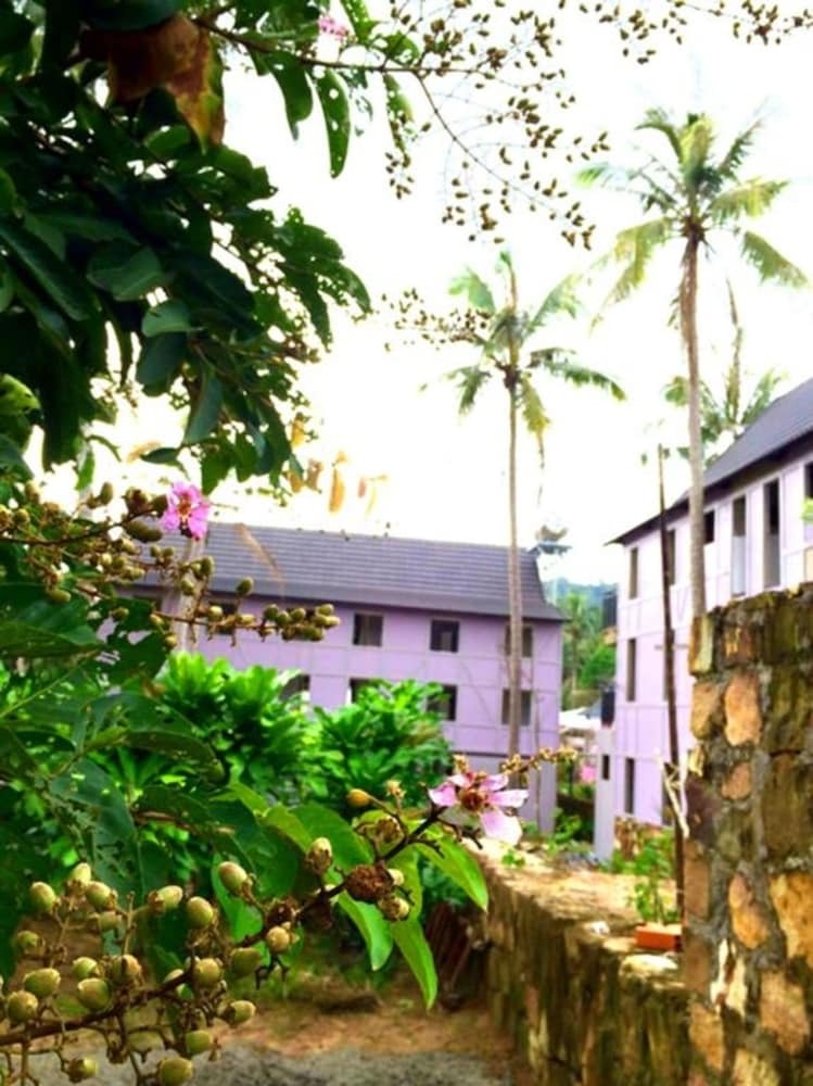Coco Valley Hotel & Restaurant