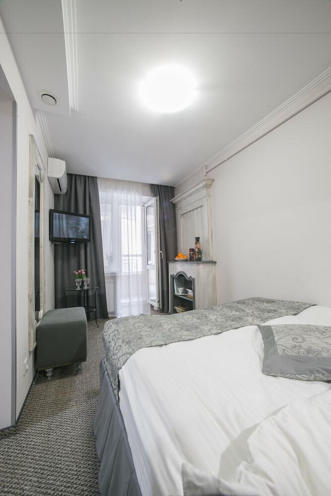 Zhukov Hotel
