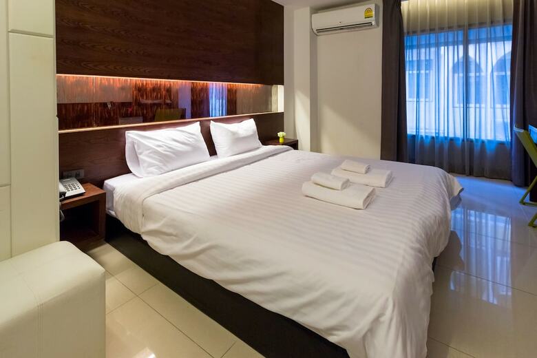 Hotel The Bangkok Airport Link Suite