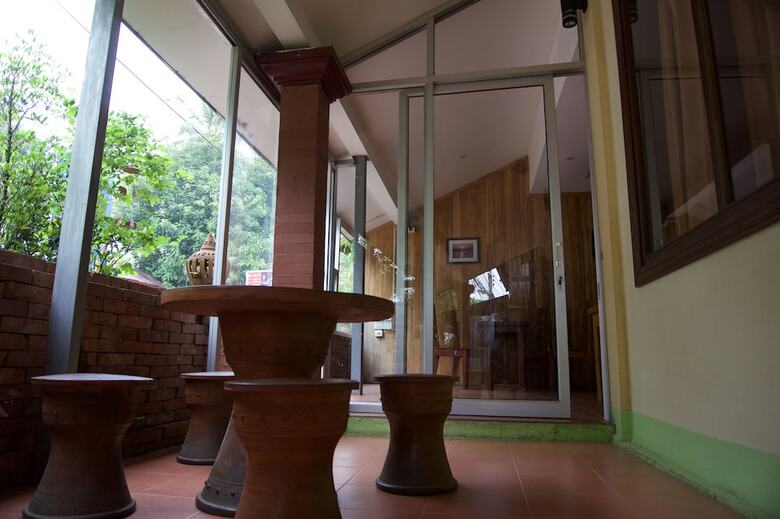 Hotel Iq Inn