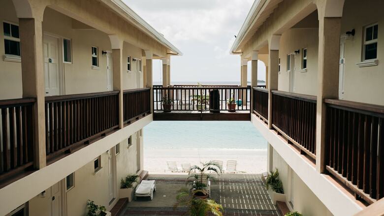 Mermaid Beach Hotel