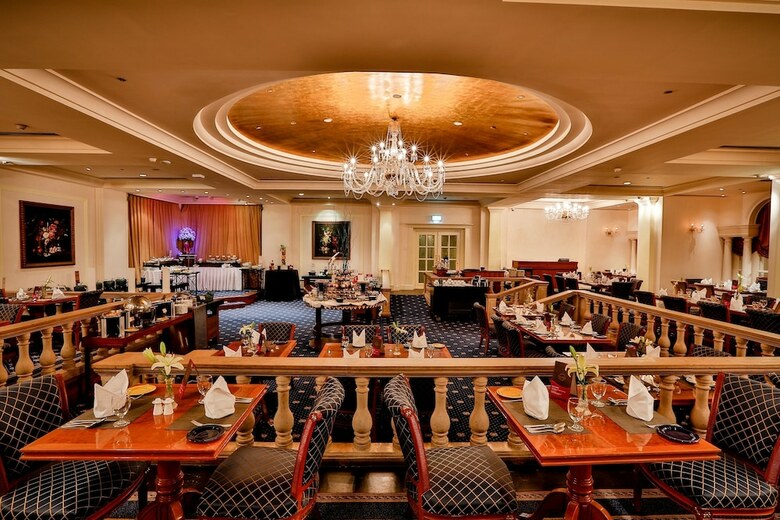 Hotel Crowne Plaza Chennai Adyar Park