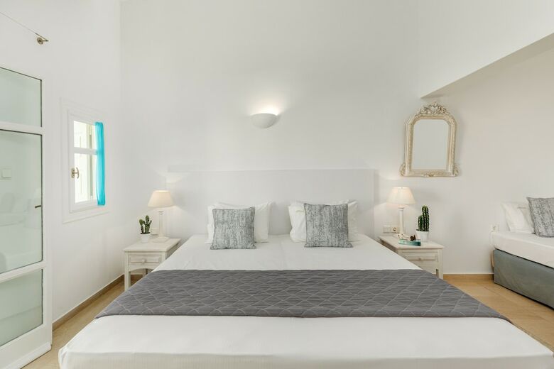 Corfos Hotel