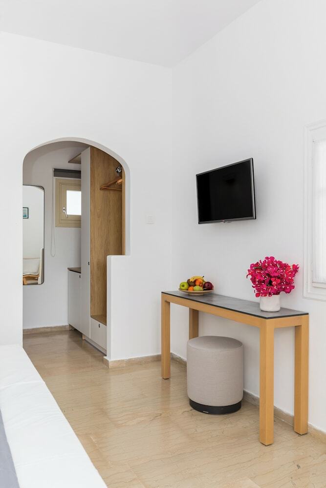 Corfos Hotel