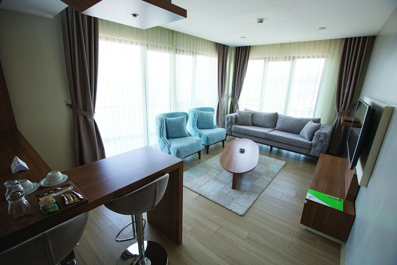 Hotel Alesha Suite