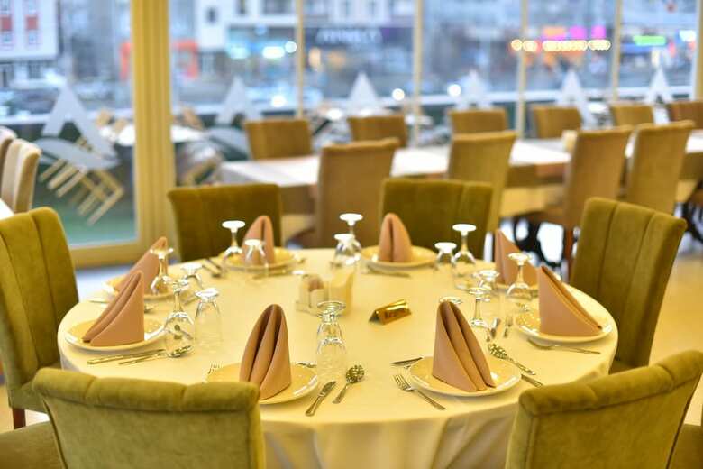 Hotel Alesha Suite