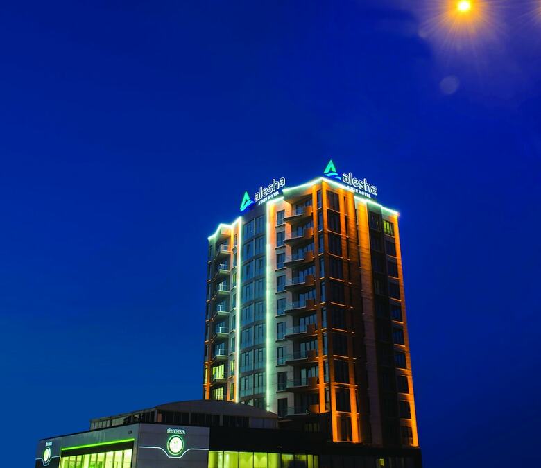 Hotel Alesha Suite