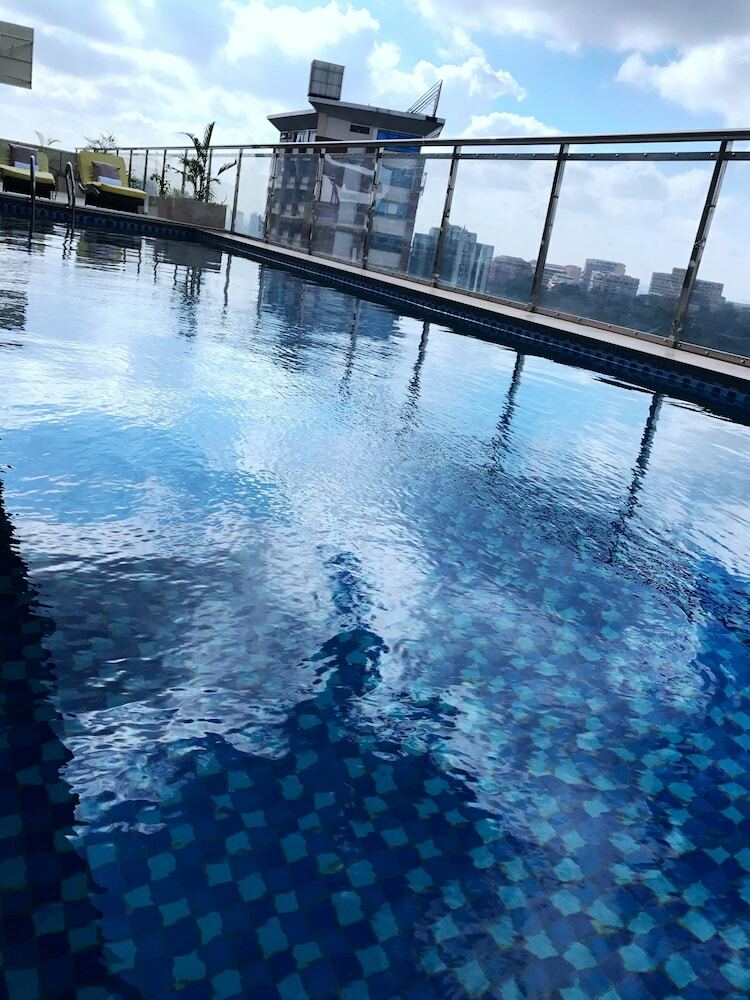Swiss Lenana Mount Hotel