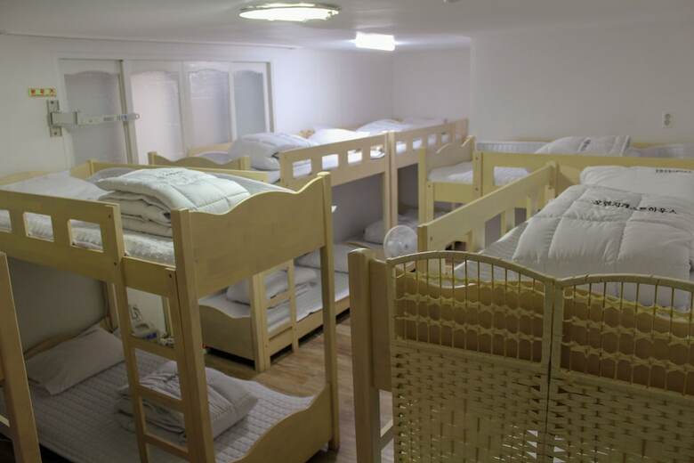 Hostal Orange Guesthouse - Hostel