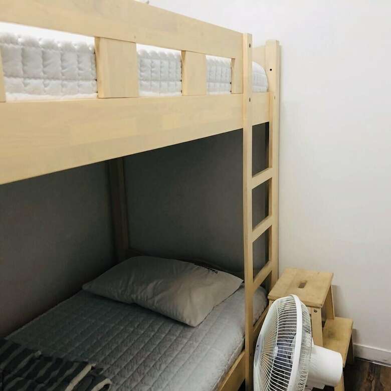 Hostal Orange Guesthouse - Hostel