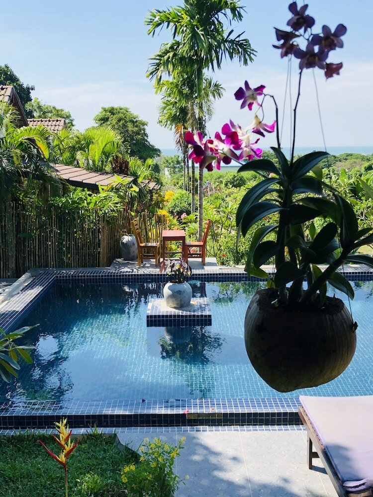 Hotel Atmaland Resort