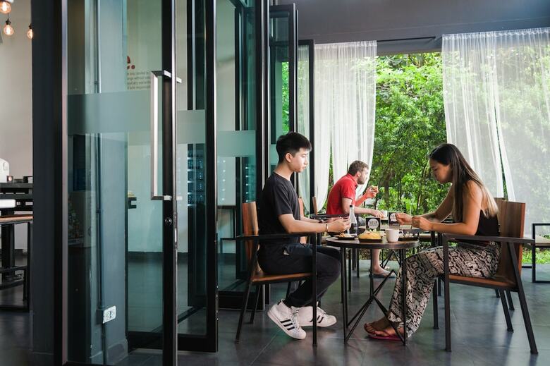 Hostal The Common Hostel