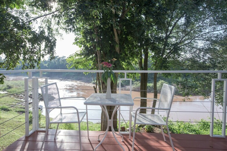 Hotel Nan De Panna Riverside Homestay