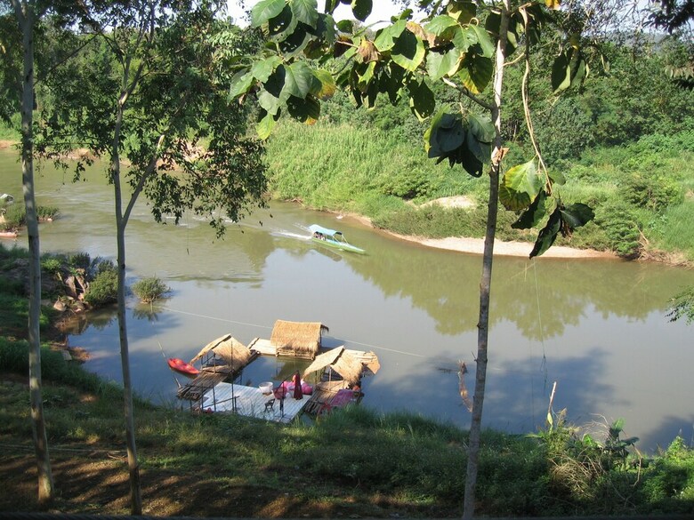 Hotel Nan De Panna Riverside Homestay