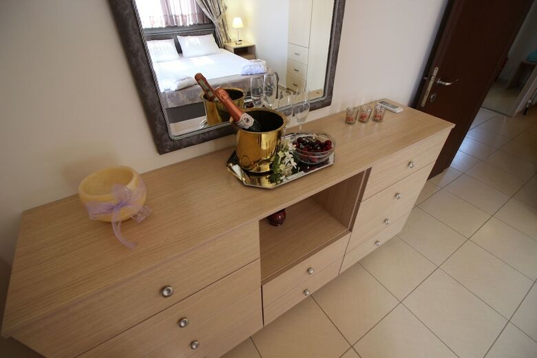 Apartamentos Prinos Resort