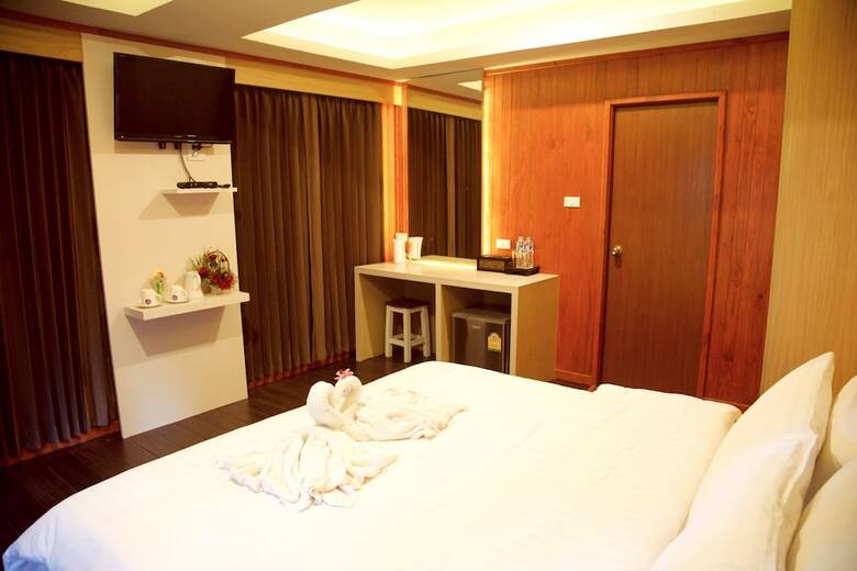 Hotel Poohbar Resort & Lotusdive