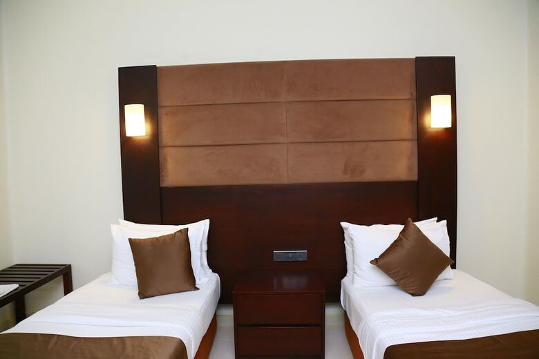 Sea Port Hotel