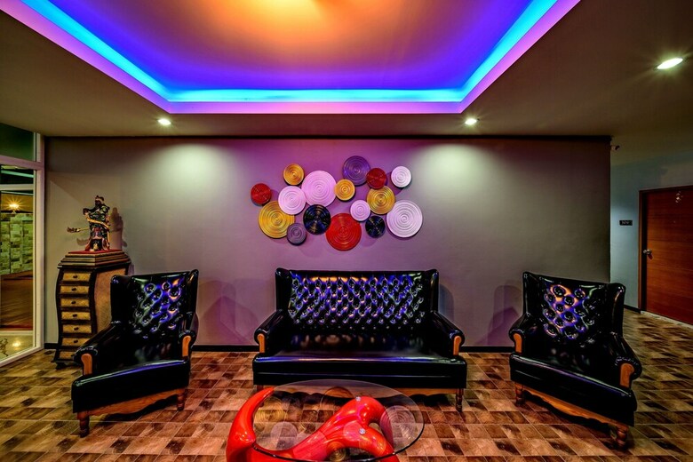 Hotel Naiyang Place Phuket Airport