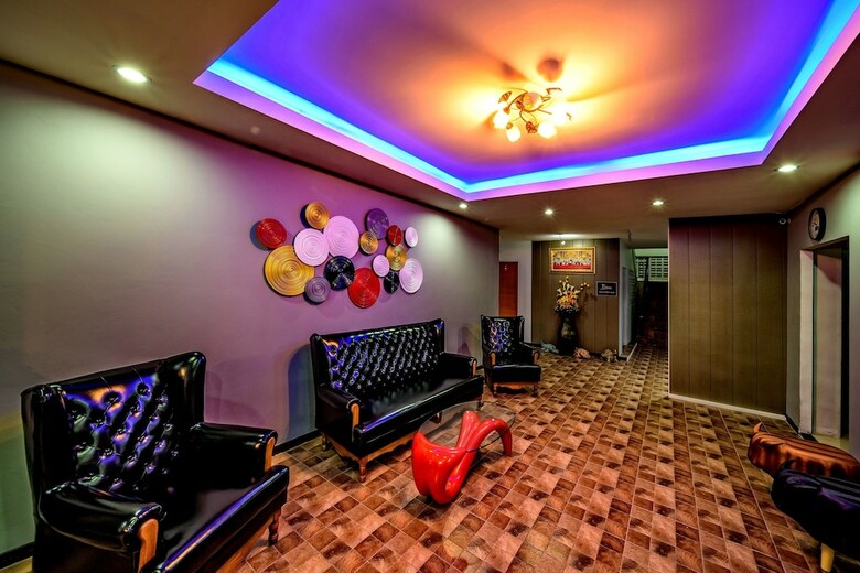 Hotel Naiyang Place Phuket Airport