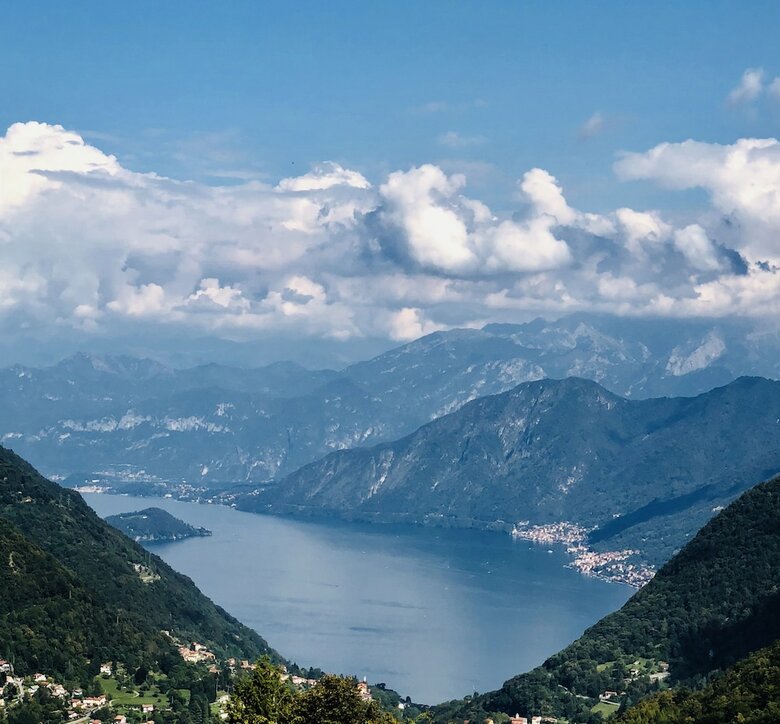 Apartamento Appartamento Vista Lago Red & Grey