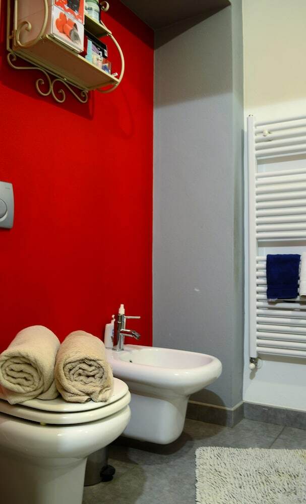 Apartamento Appartamento Vista Lago Red & Grey