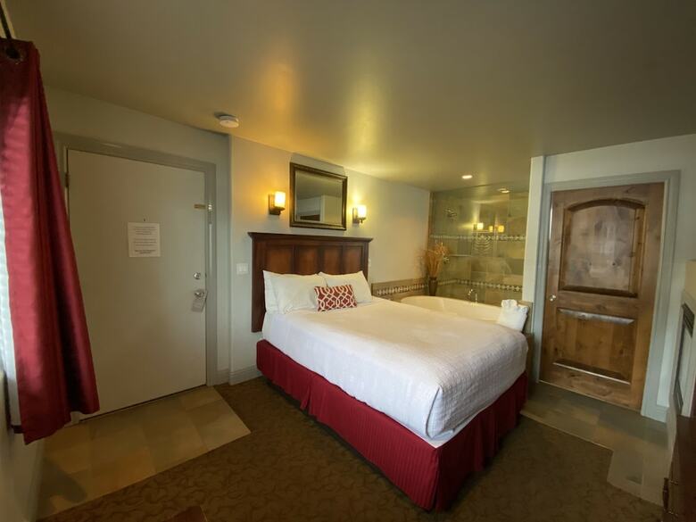 Hotel Secrets Inn Lake Tahoe