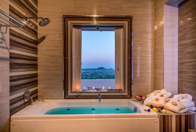 Castelli Luxury Villa