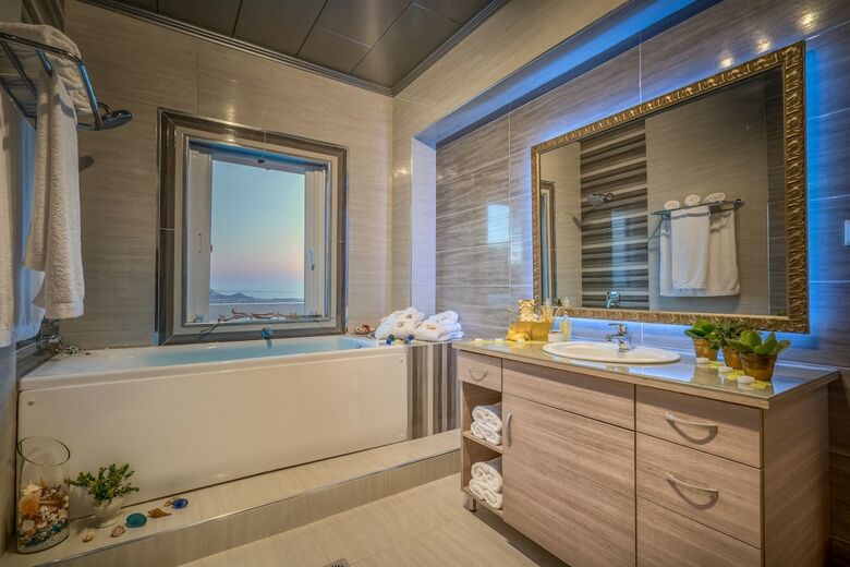 Castelli Luxury Villa