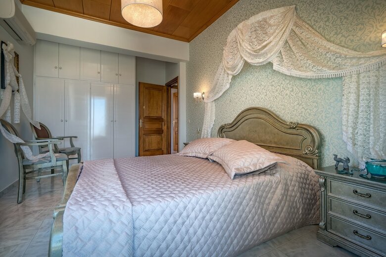 Castelli Luxury Villa