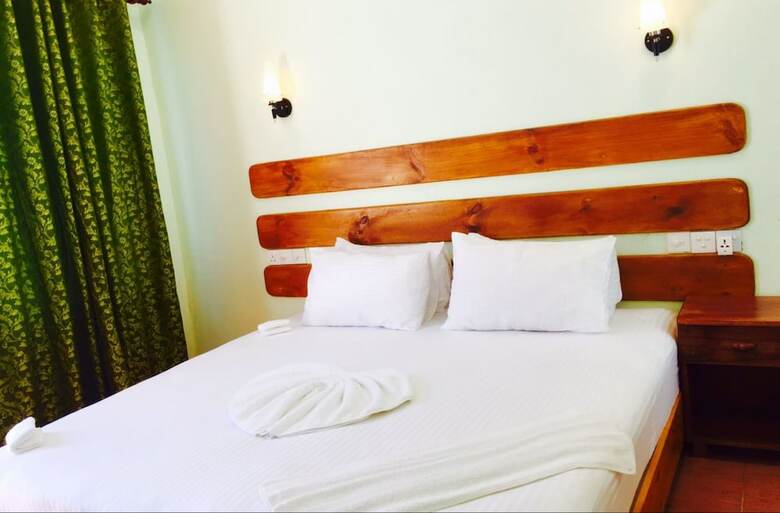 Hotel Reyva Inn