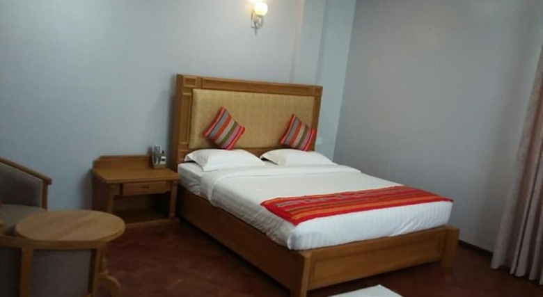 Amayar Nadi Hotel