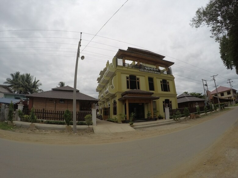 Golden Guest Hotel