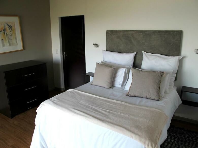 Hotel Wilderness Beach Resort