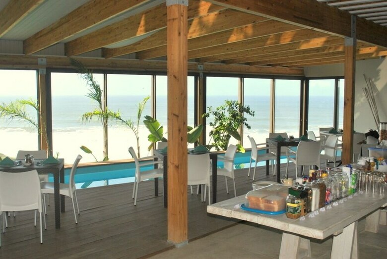 Hotel Wilderness Beach Resort